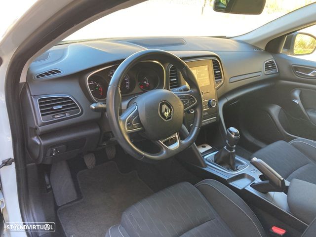 Renault Mégane Sport Tourer 1.3 TCe Limited - 11