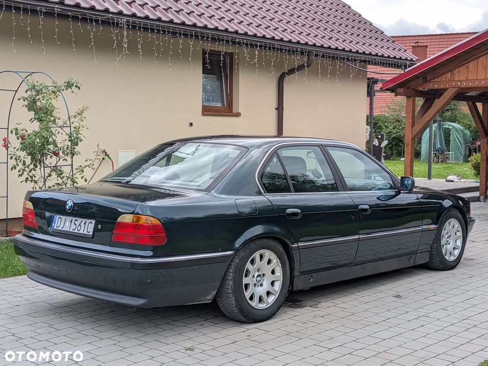 BMW Seria 7 - 4
