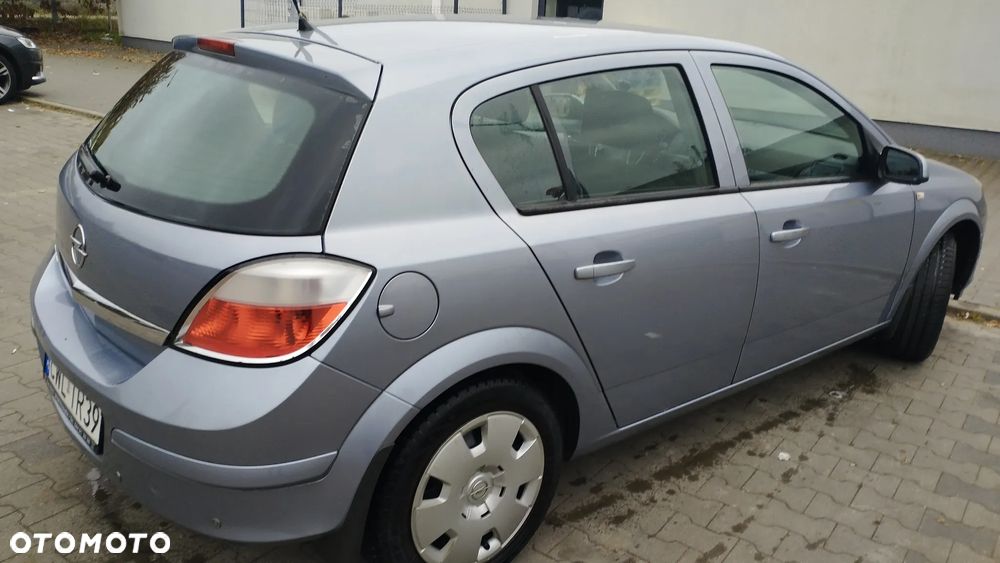 Opel Astra - 4