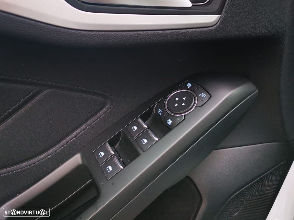Ford Focus 1.5 TDCi EcoBlue Vignale Aut. - 17