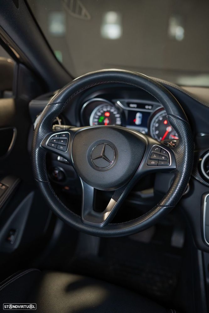 Mercedes-Benz GLA 200 - 27