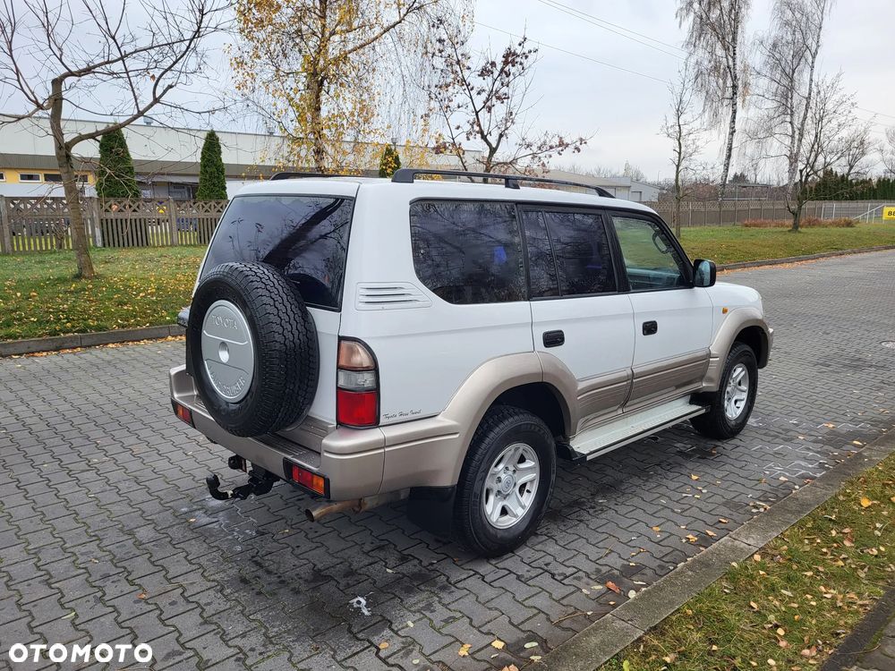 Toyota Land Cruiser - 6