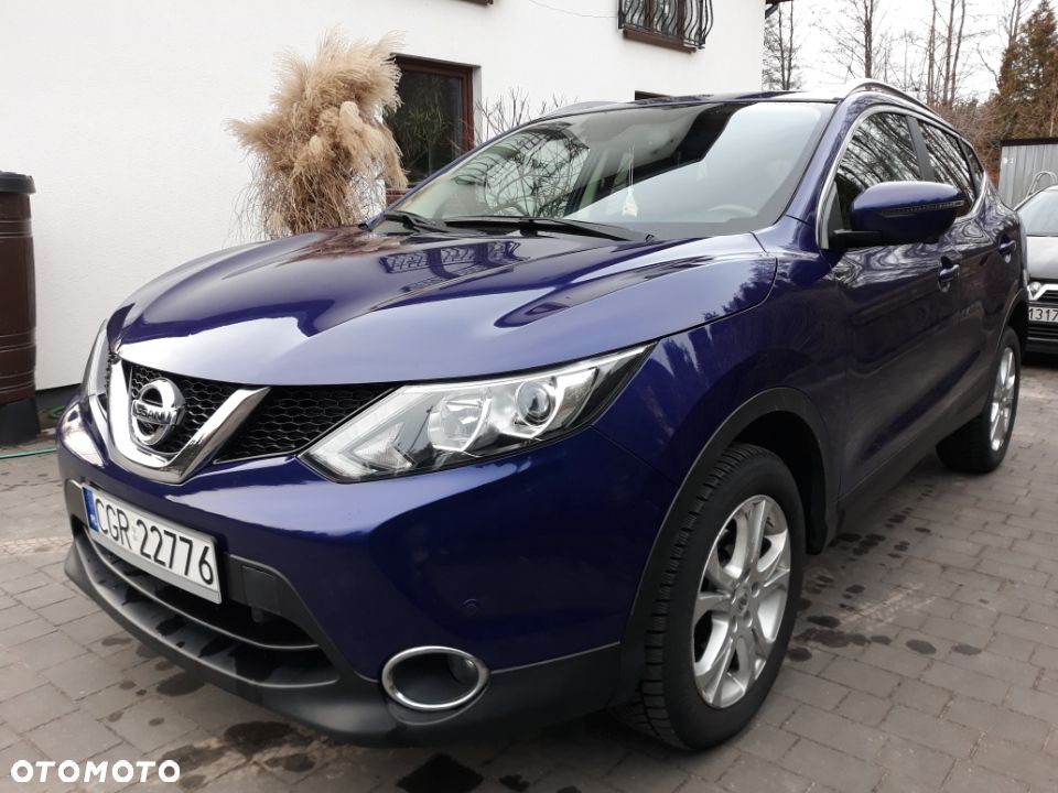 Nissan Qashqai 1.6 DIG-T N-Connecta - 1