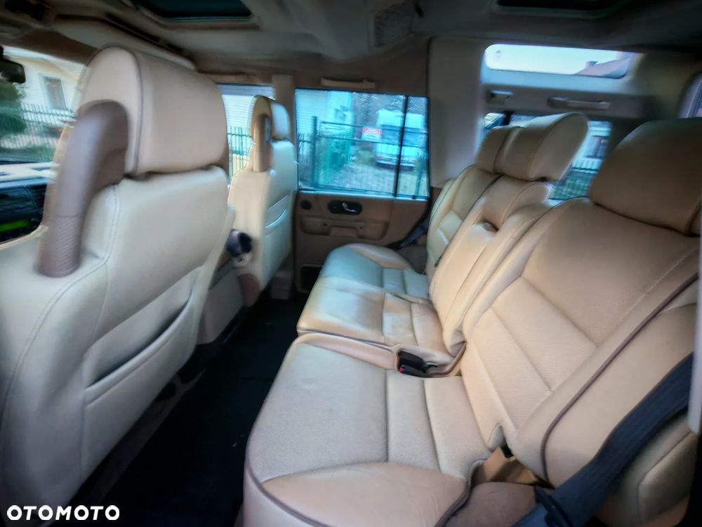 Land Rover Discovery - 12