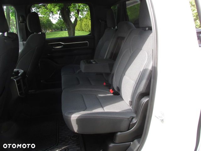 RAM 1500 Crew Cab Shortbed Bighorn - 21