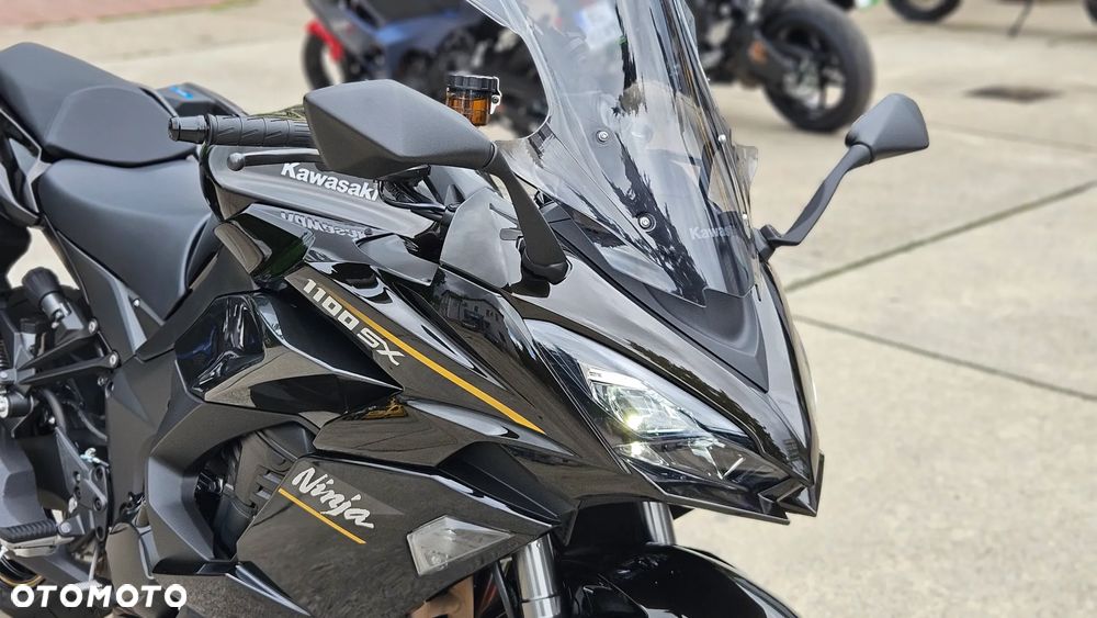 Kawasaki Ninja 1000 SX - 2