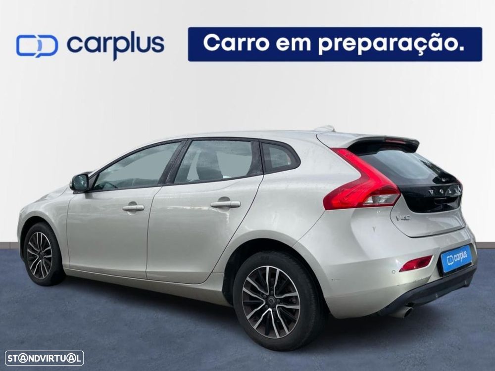 Volvo V40 2.0 D3 Momentum - 2