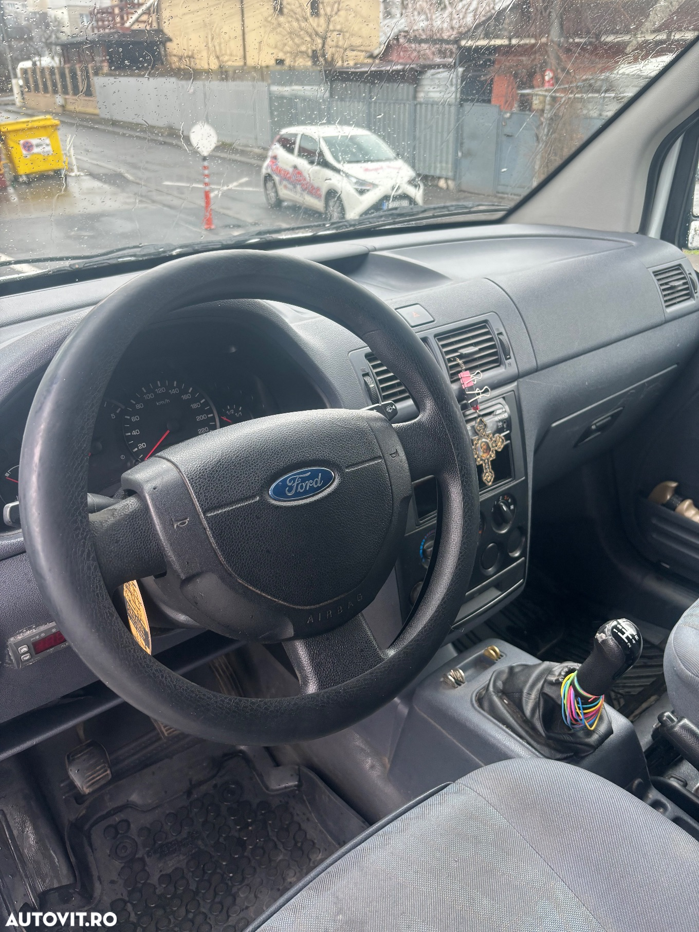 Ford Transit Connect - 7