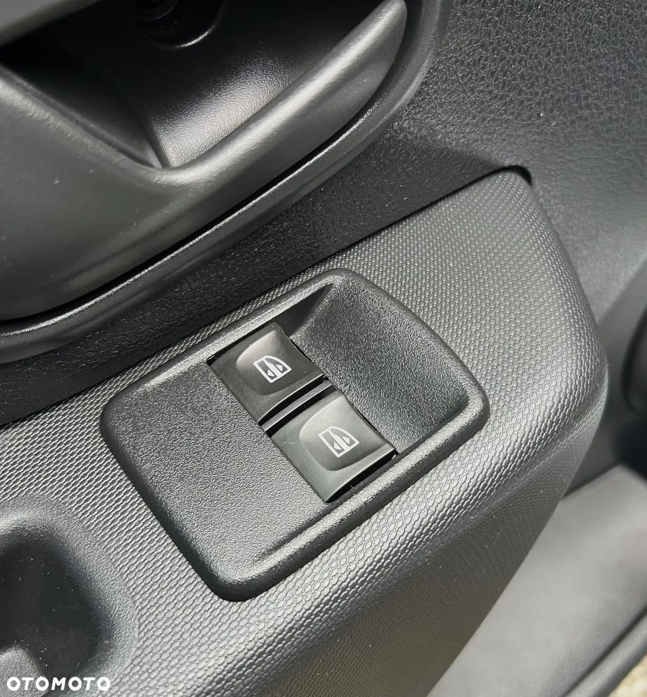 Dacia Sandero 1.0 SCe Laureate - 24