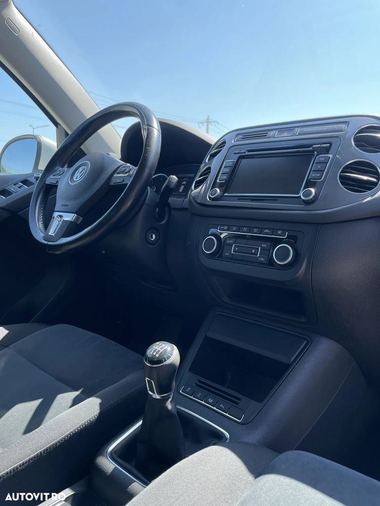 Volkswagen Tiguan 2.0 TDI SCR BlueMotion Technology Trend & Fun - 8