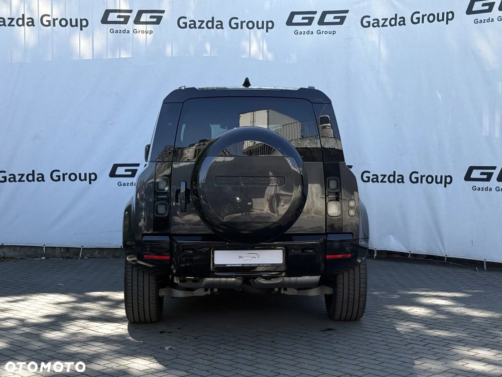 Land Rover Defender 110 D350 X-Dynamic HSE - 14