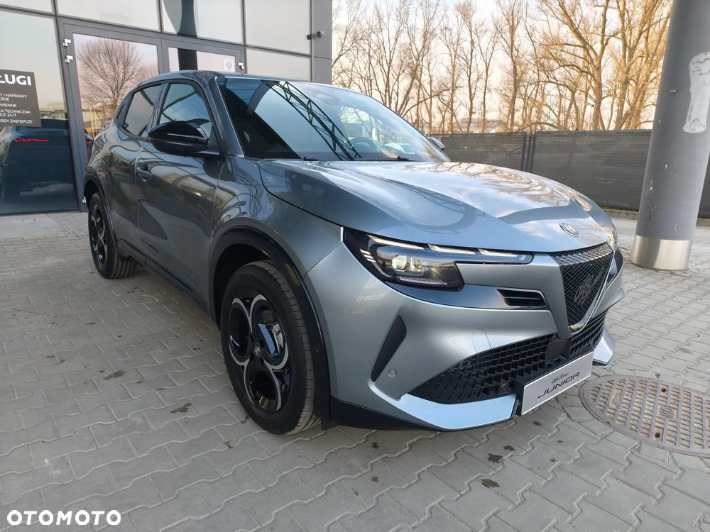 Alfa Romeo Junior 1.2 VGT Ibrida Ti - 10