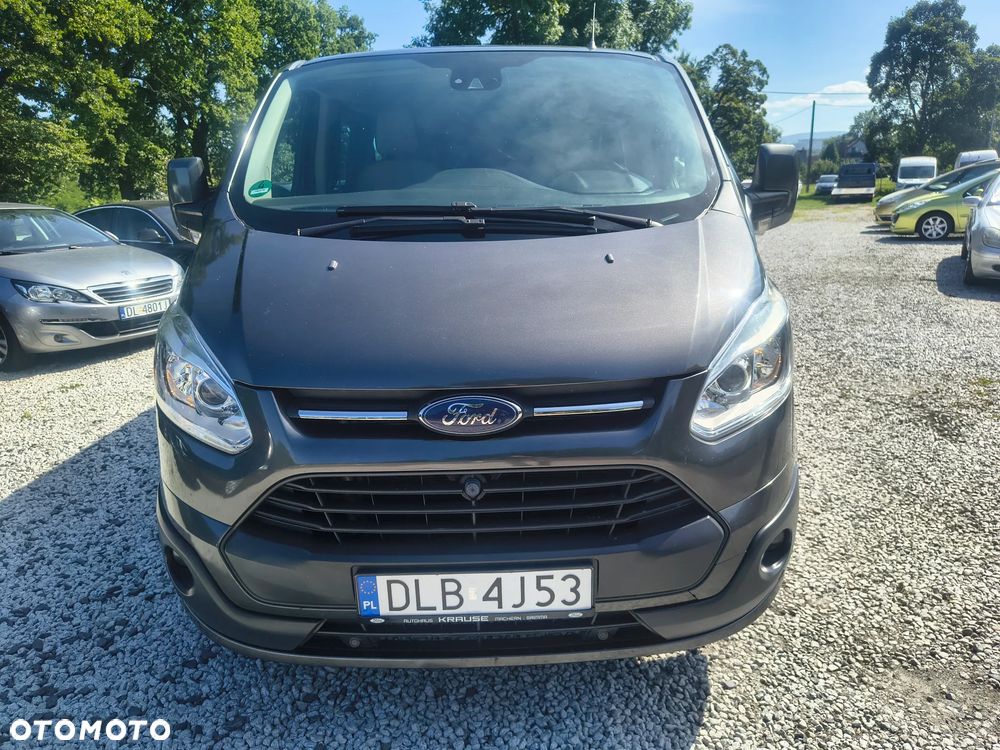 Ford Tourneo Custom - 3