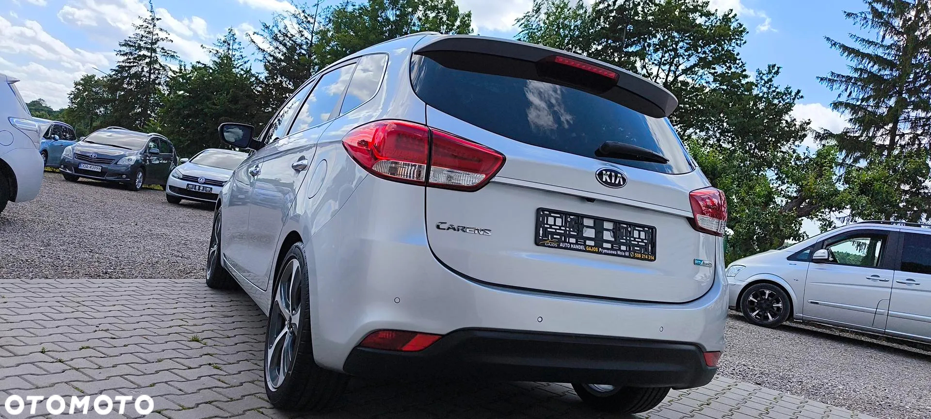 Kia Carens 1.7 CRDi XL 7os - 32