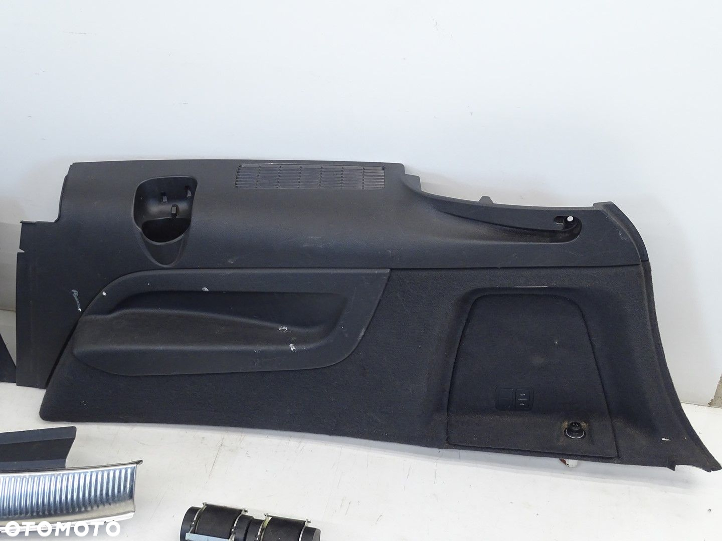 KOMPLET FOTELI DRUGI  TRZECI RZĄD POŁSKÓRA AUDI Q7 4L LIFT - 8