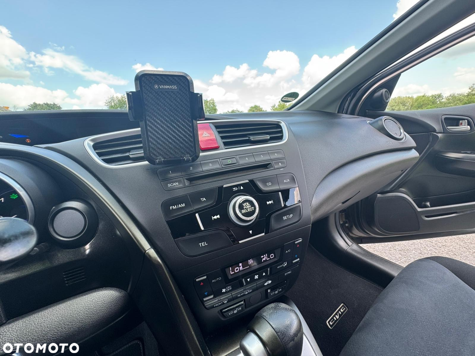 Honda Civic Tourer 1.8 i-VTEC Automatik Style Edition - 28