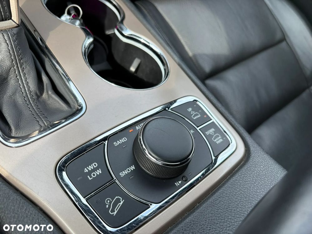 Jeep Grand Cherokee 3.0 CRD Summit - 19