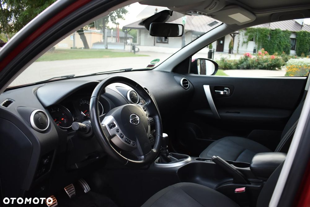 Nissan Qashqai 2.0 dCi DPF I-Way - 27