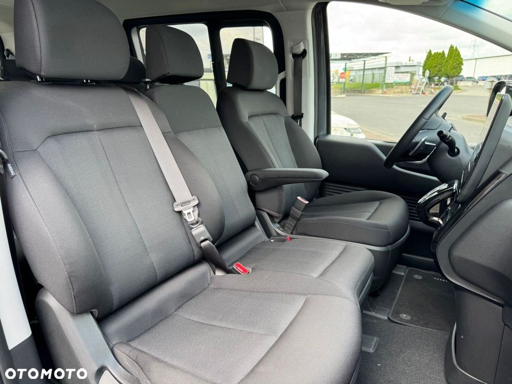 Hyundai Staria 1.6 T-GDI HEV Smart Business - 19