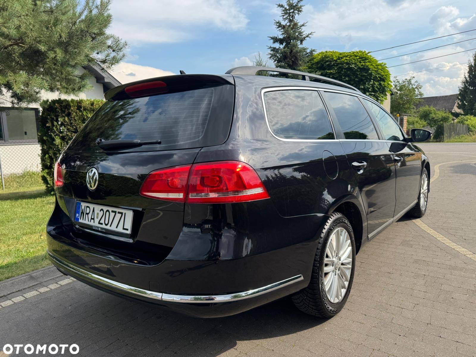 Volkswagen Passat 2.0 TDI Comfortline - 34