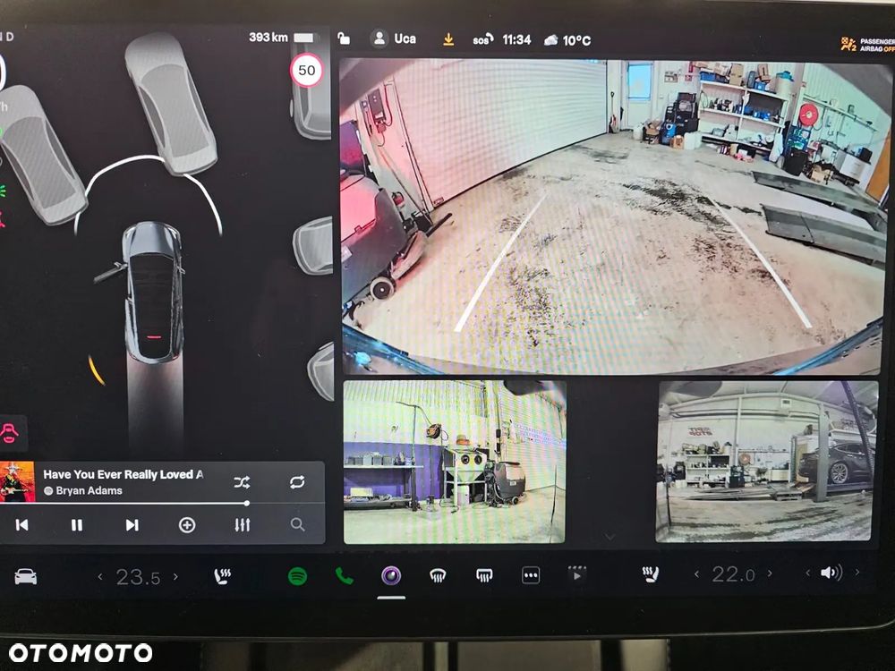 Tesla Model Y Long Range AWD - 13