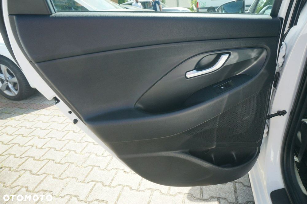 Hyundai i30 1.0 T-GDI Modern - 21