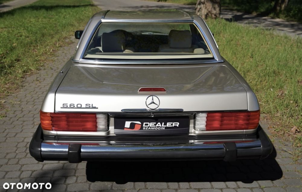 Mercedes-Benz SL - 12