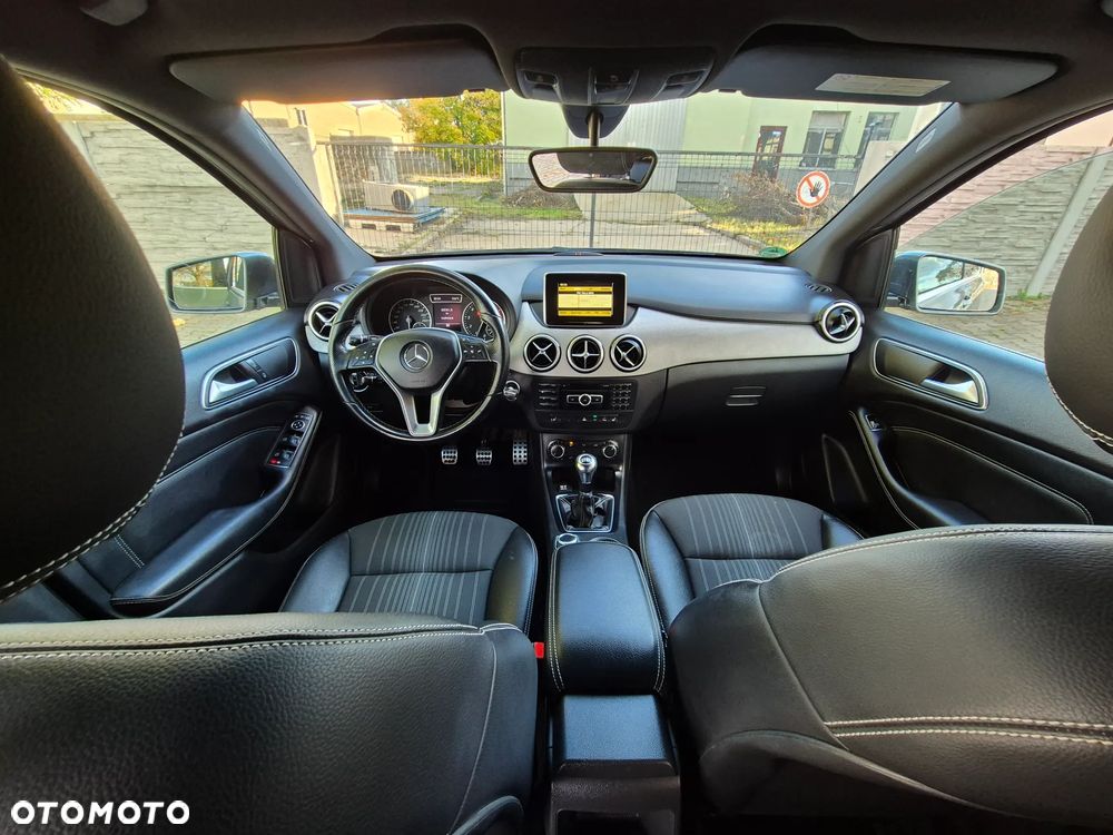 Mercedes-Benz Klasa B 200 BlueEFFICIENCY EDITION 1 - 15