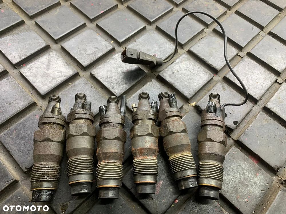 BMW E39 2.5TDS WTRYSKIWACZE WTRYSKI KOMPLET 6SZT Z JEDNEGO POJAZDU KCA21S71 KCA21S91 - 1