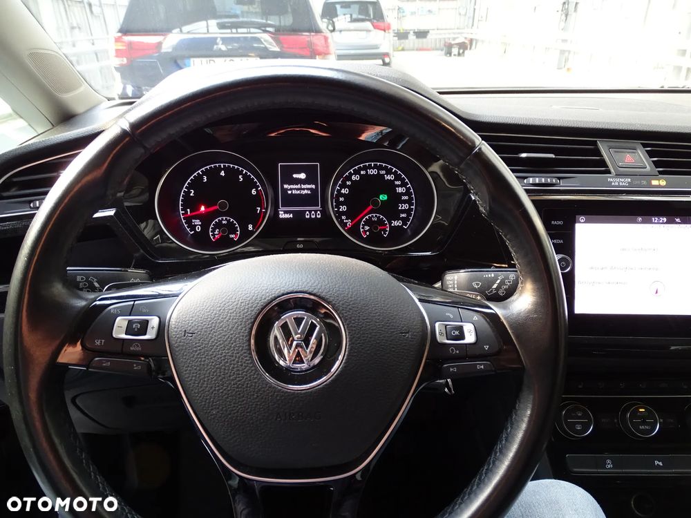 Volkswagen Touran 1.4 TSI BMT Comfortline DSG - 20