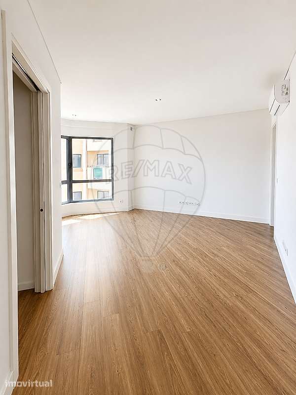 Apartamento T1 para arrendamento - Grande imagem: 4/16