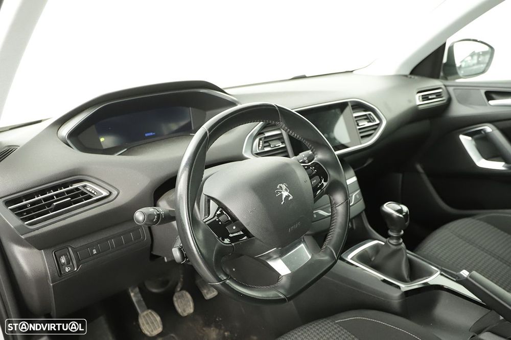 Peugeot 308 1.2 PureTech Active Pack - 6