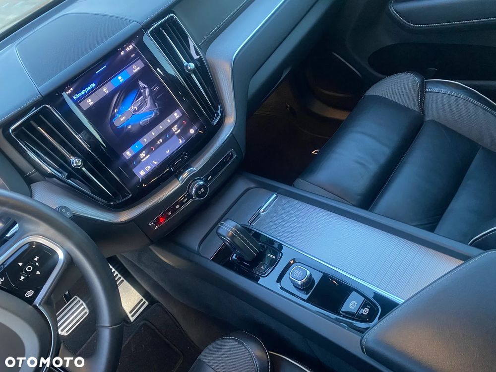 Volvo XC 60 B5 D AWD Geartronic RDesign - 9