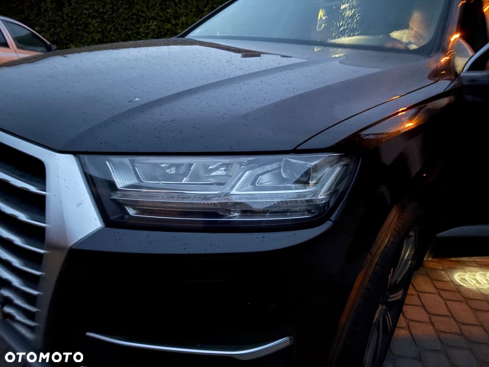 Audi Q7 3.0 TFSI Quattro Tiptr - 5