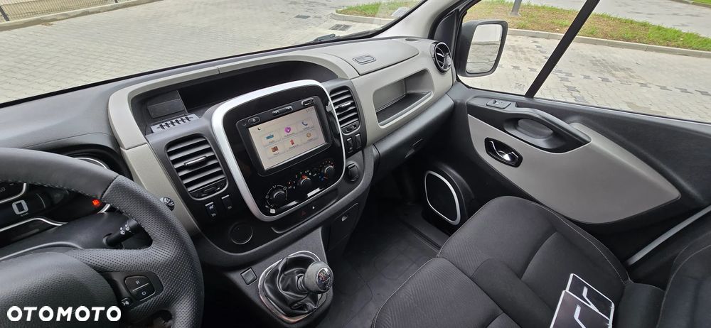 Renault Trafic - 26