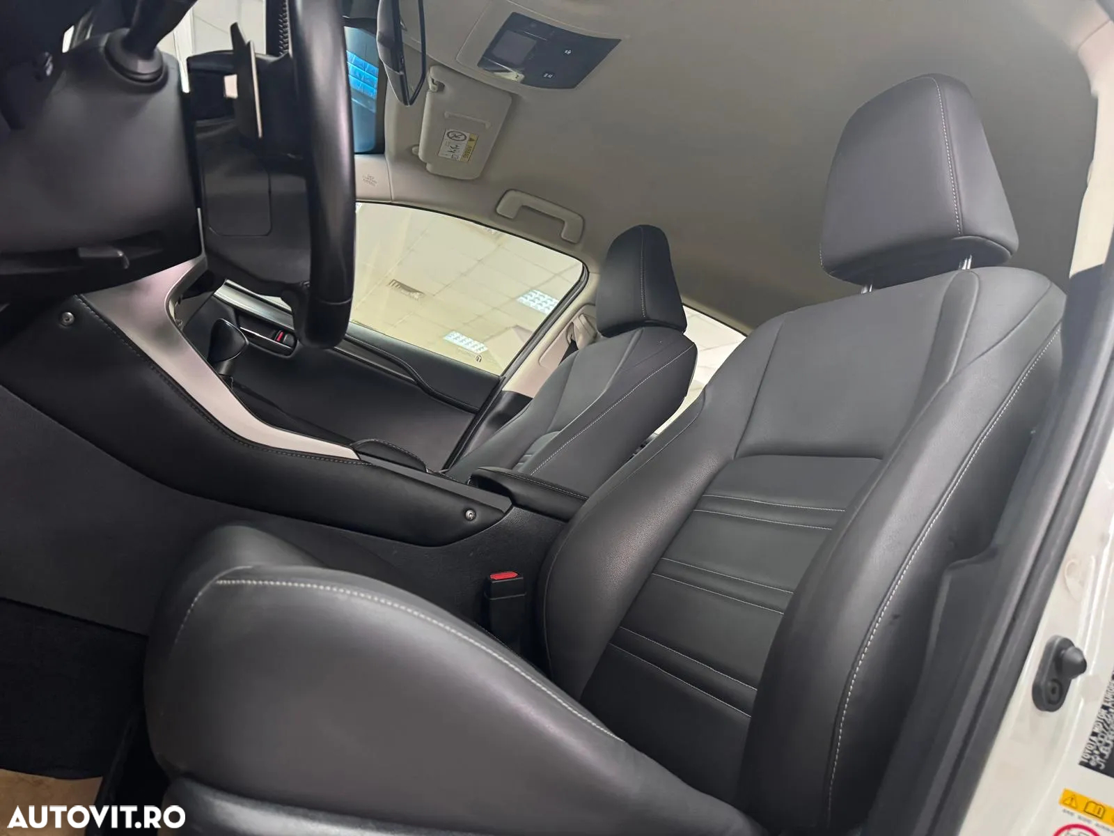 Lexus Seria NX 300h AWD Executive Plus - 5
