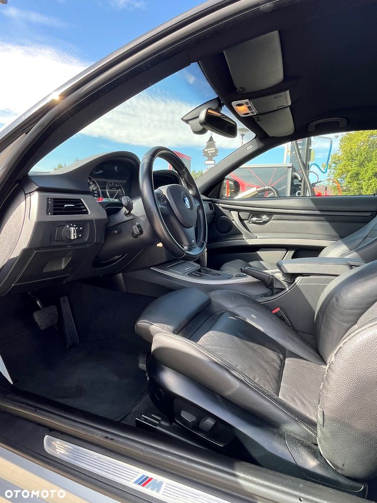 BMW Seria 3 325i xDrive Coupe M Sport Edition - 19