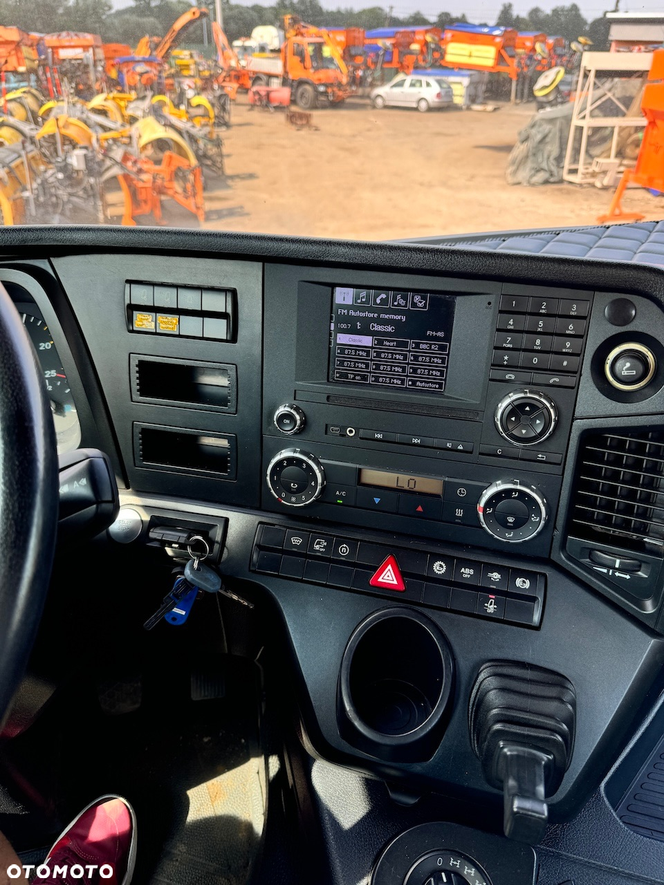 Mercedes-Benz AROCS 3333 6x6 - 8