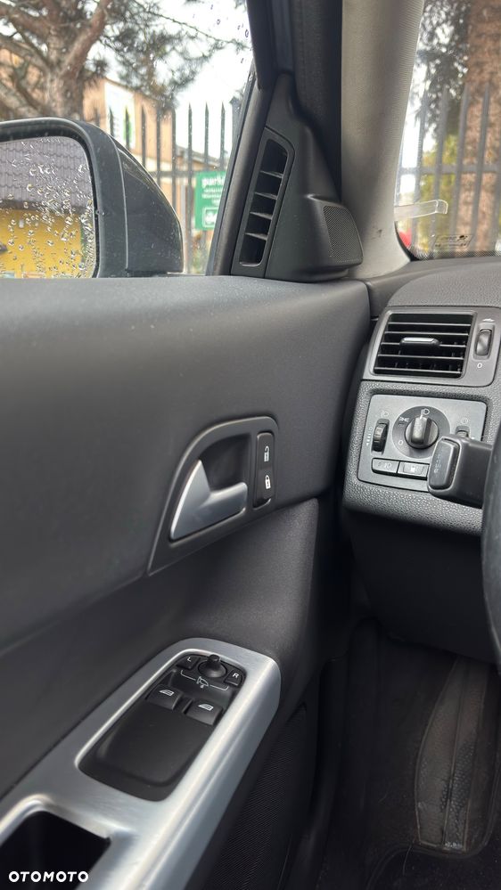 Volvo C30 - 8