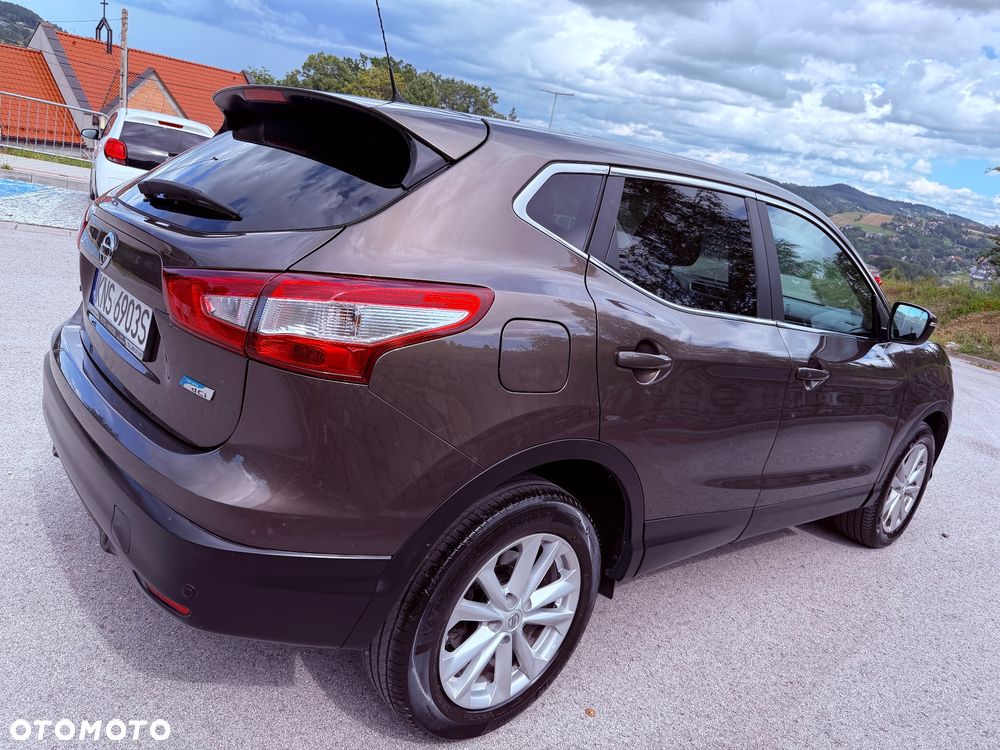 Nissan Qashqai 1.6 DCi N-Connecta Xtronic EU6 - 10