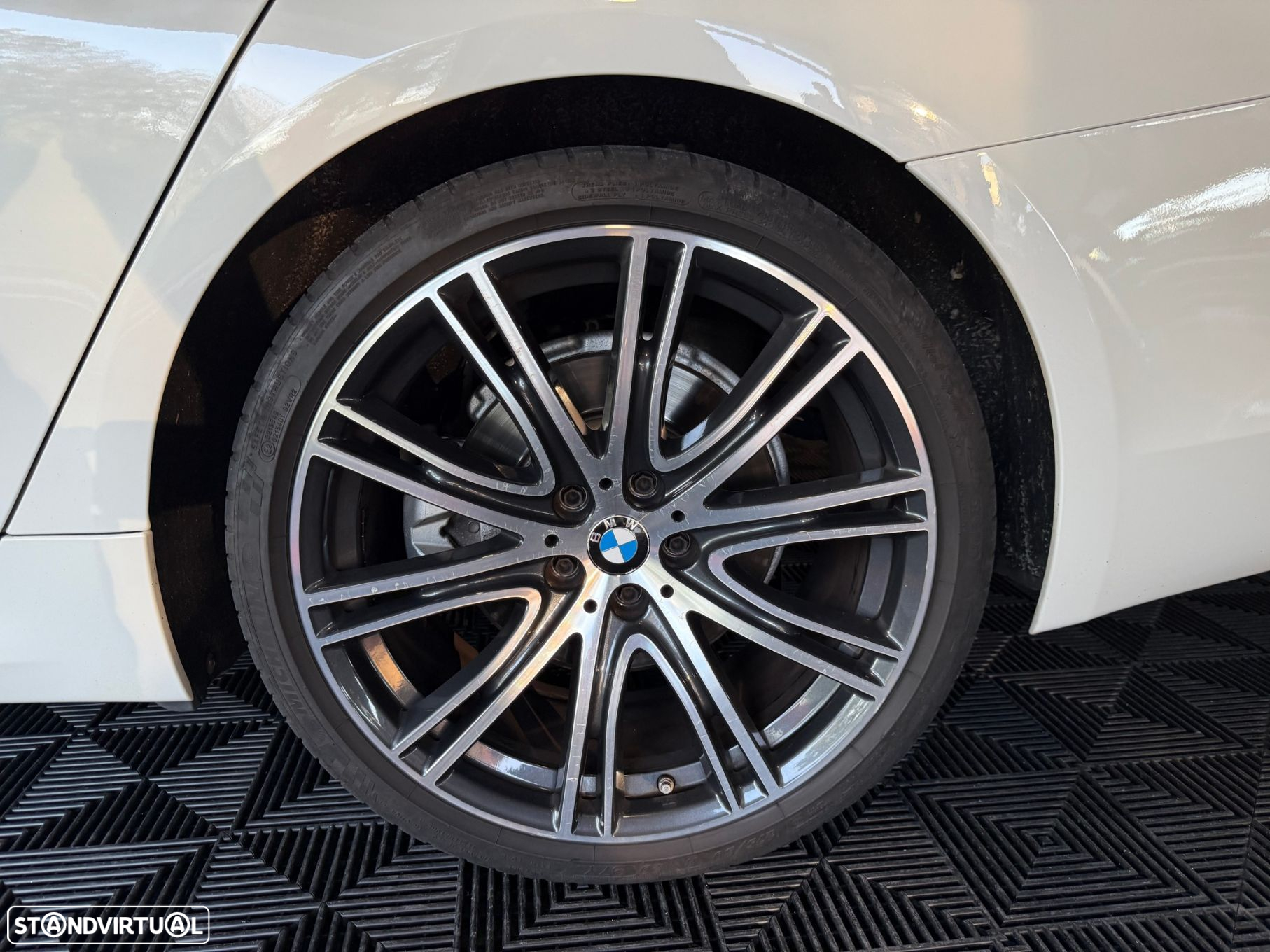 BMW 520 d Pack M Auto - 19