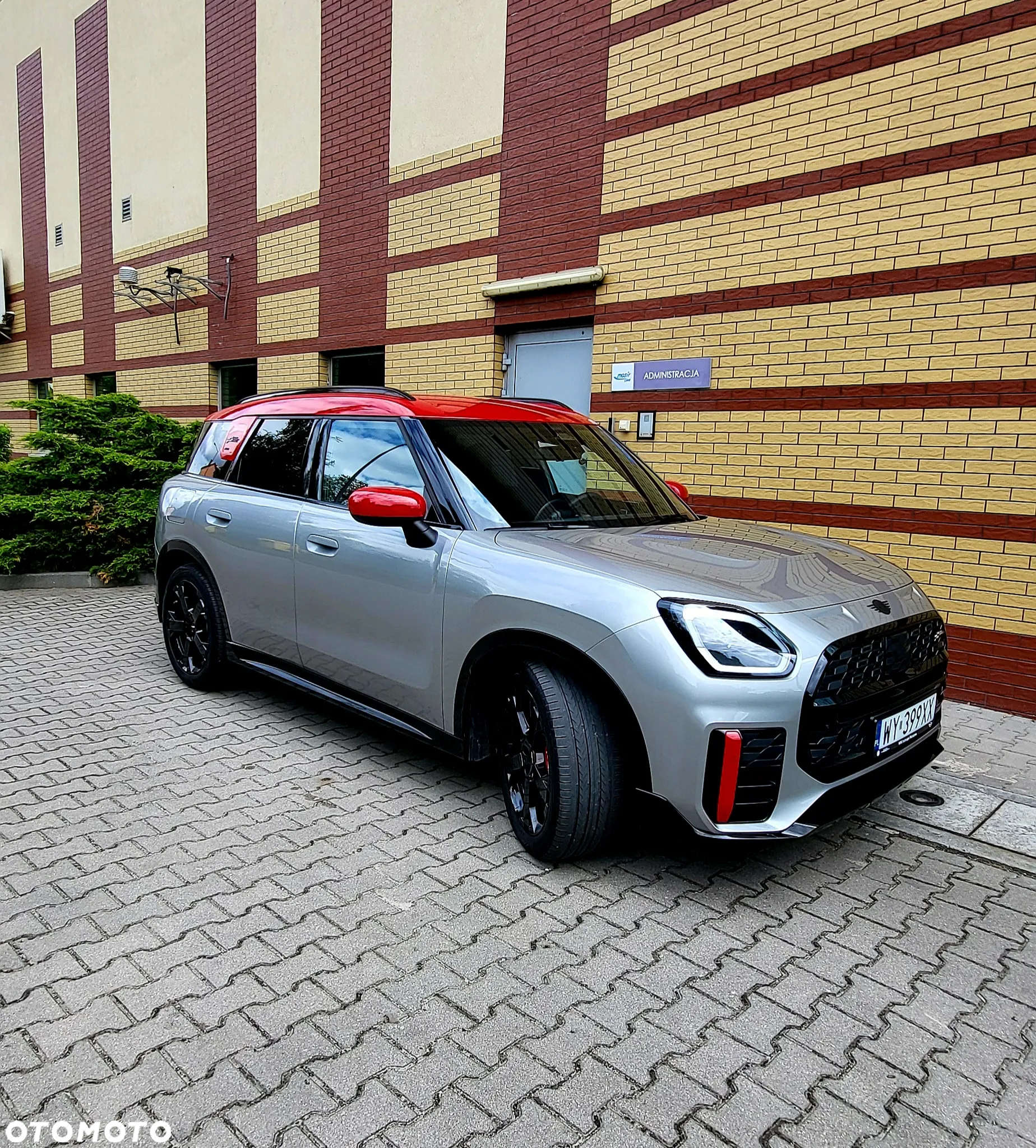 MINI John Cooper Works ALL4 sport - 2