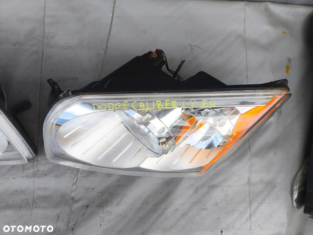 DODGE CALIBER LAMPA PRZEDNIA PRZÓD PRAWA LEWA EUROPA EU - 5