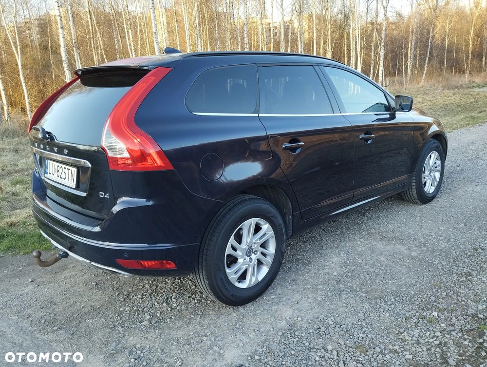 Volvo XC 60 - 4