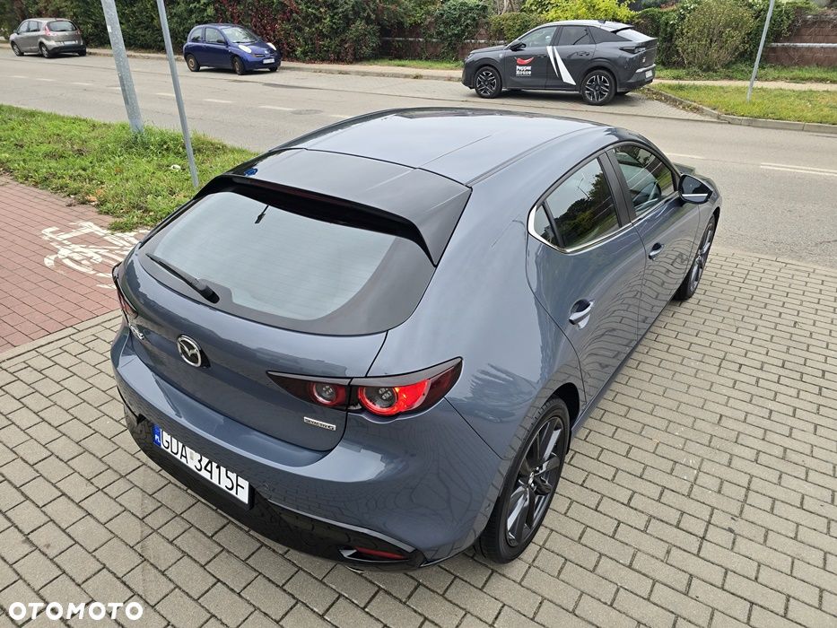 Mazda 3 - 16