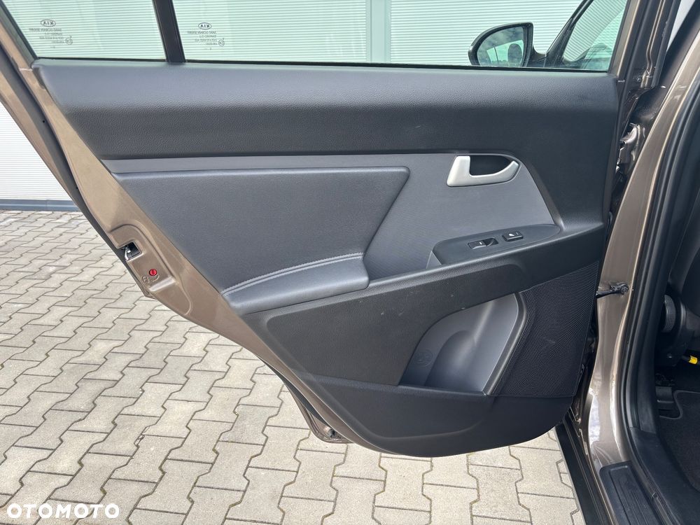 Kia Sportage 1.6 GDI Business Line 2WD - 35