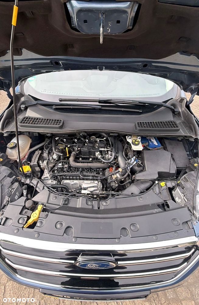 Ford Kuga - 21