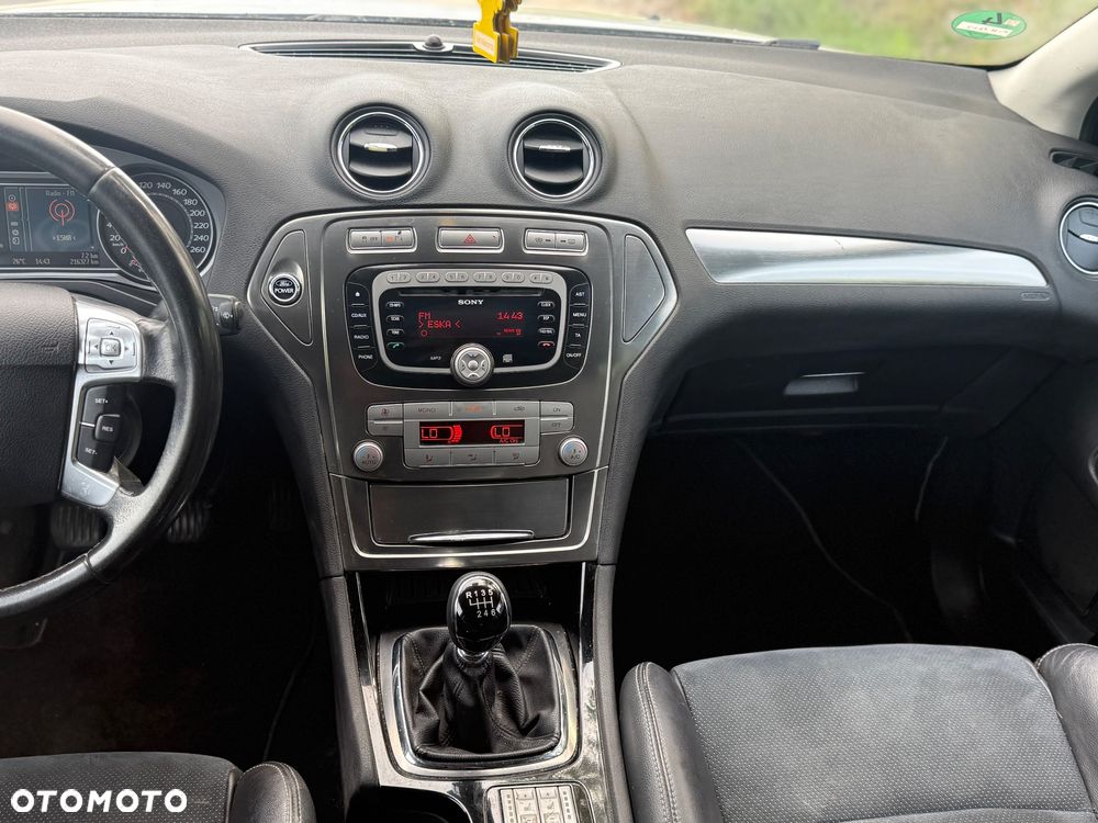 Ford Mondeo 2.0 TDCi Titanium - 16