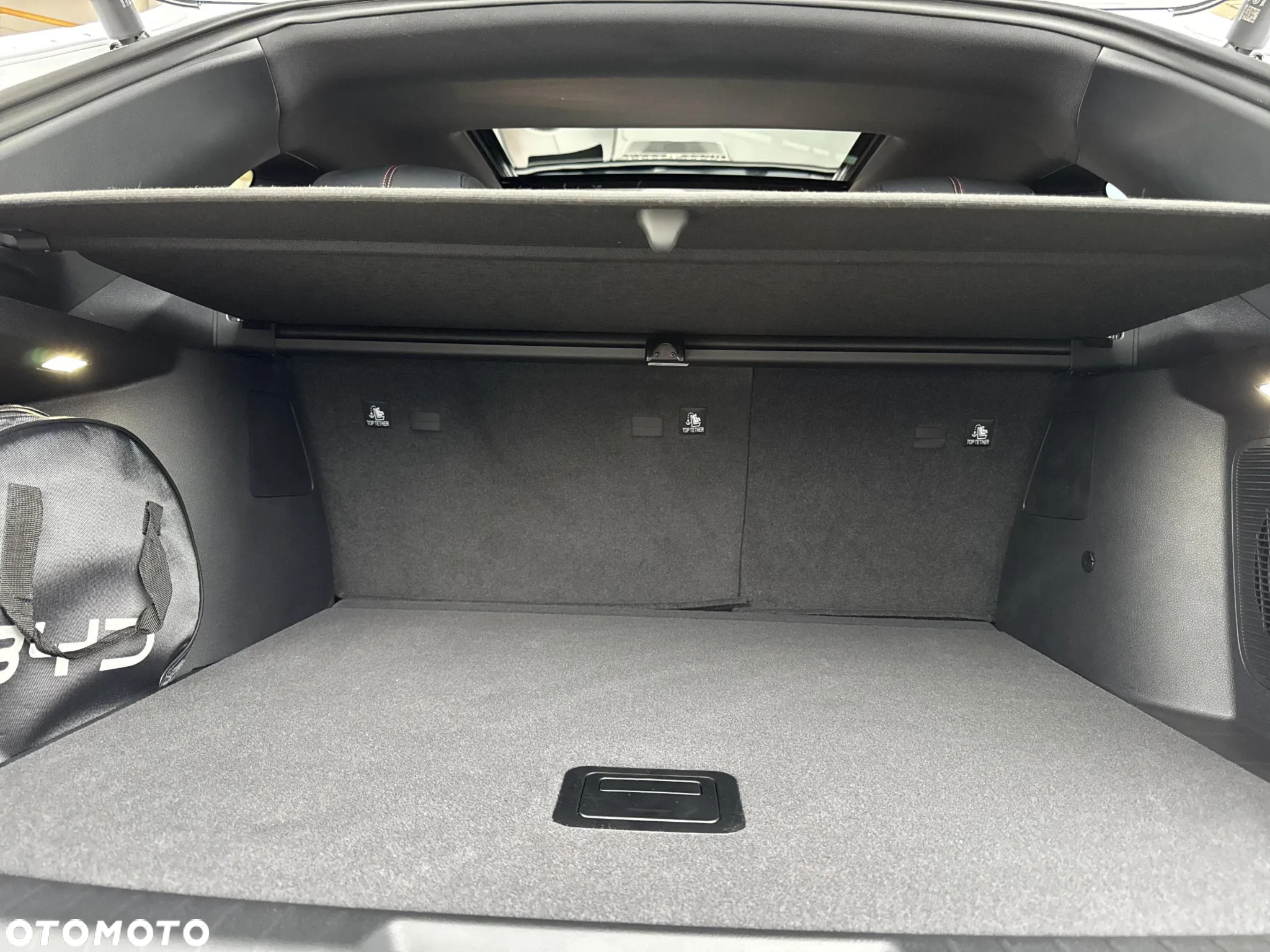 BYD Seal U 1.5T DM-i Design AWD - 17