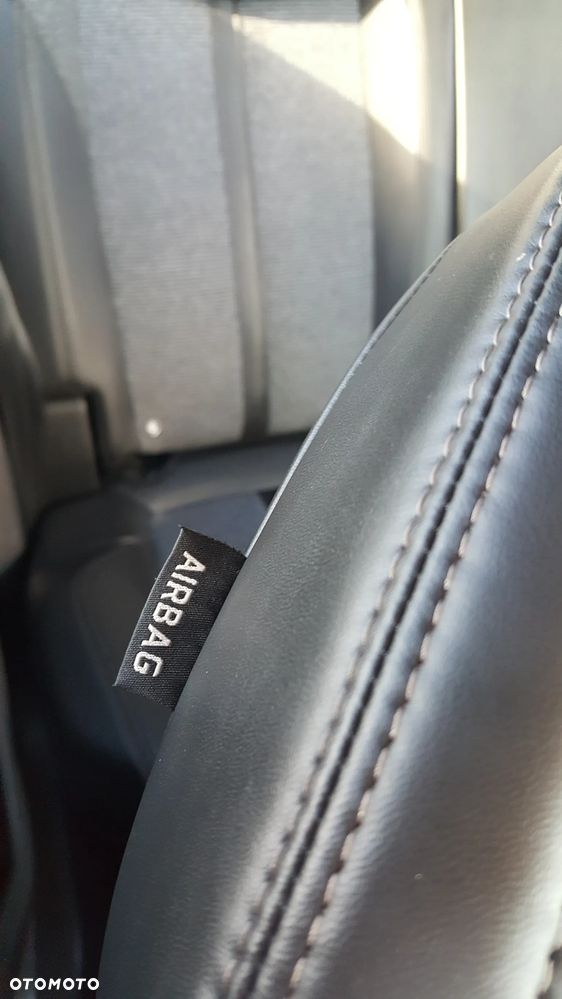 Peugeot 3008 BlueHDi 120 Stop & Start Allure - 29